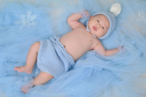 泸州宝宝几个月可以吃饭 泸州宝宝几个月可以吃饭